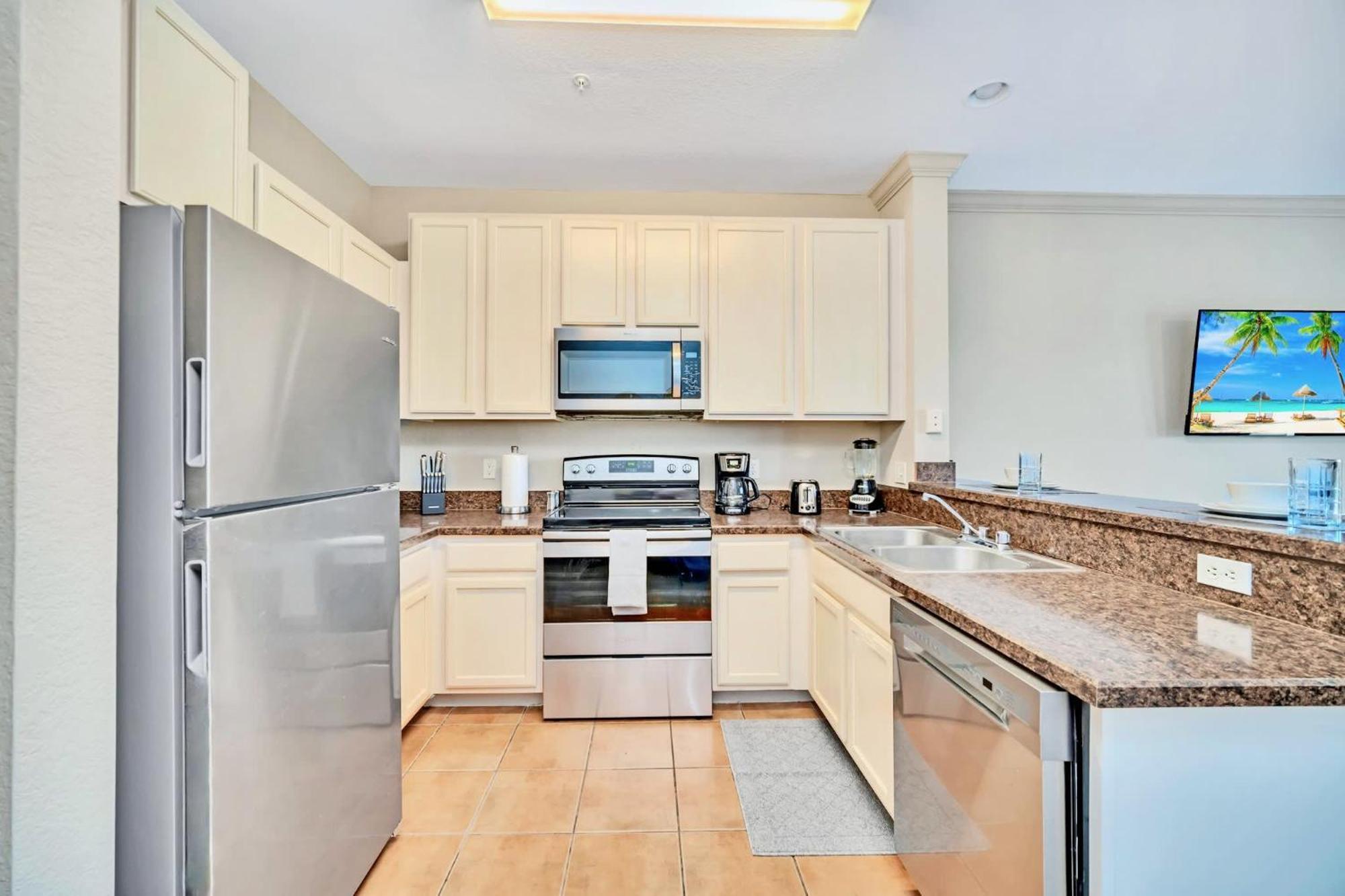 Stunning 2Br Condo With Hot Tub And Pool, Near Disney! Orlando Exterior photo