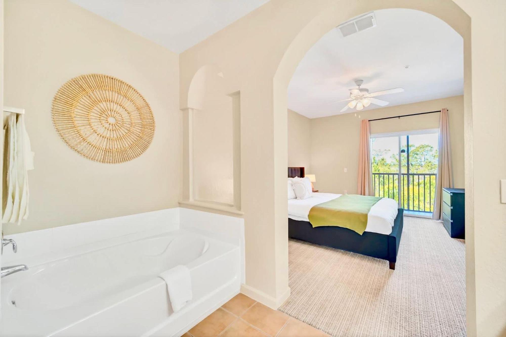 Stunning 2Br Condo With Hot Tub And Pool, Near Disney! Orlando Exterior photo